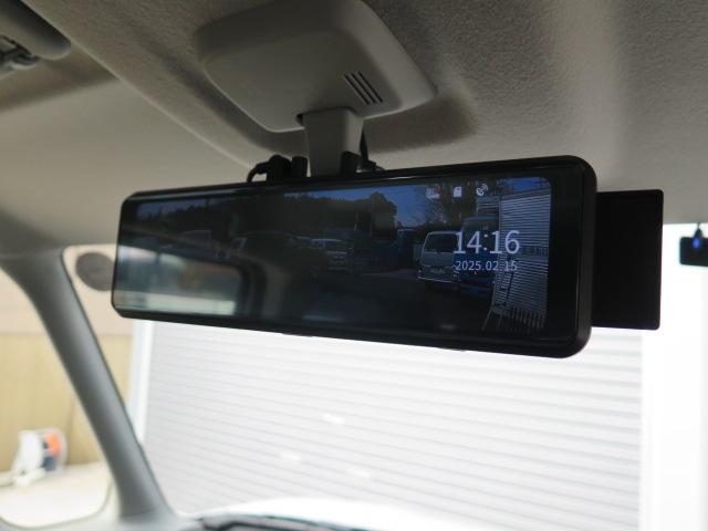 スペーシアカスタム ハイブリッドXSターボ 全方位モニター付ナビ スズキセーフティサポート スズキコネクト対応通信機装着車 前後ドラレコ付デジタルインナーミラー ETC2.0 両側電動スライドドア 電動パーキングブレーキ フロアマット HDMI(18枚目)