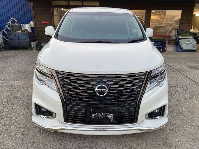 エルグランド 250ハイウェイスターS アーバンクロム 後期グリル 後期ヘッドライトモール TEIN車高調 後席モニター両側パワースライドドア アラウンドビューモニター(2枚目)