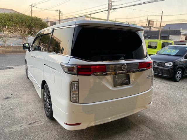 エルグランド 250ハイウェイスターS アーバンクロム 後期グリル 後期ヘッドライトモール TEIN車高調 後席モニター両側パワースライドドア アラウンドビューモニター(8枚目)