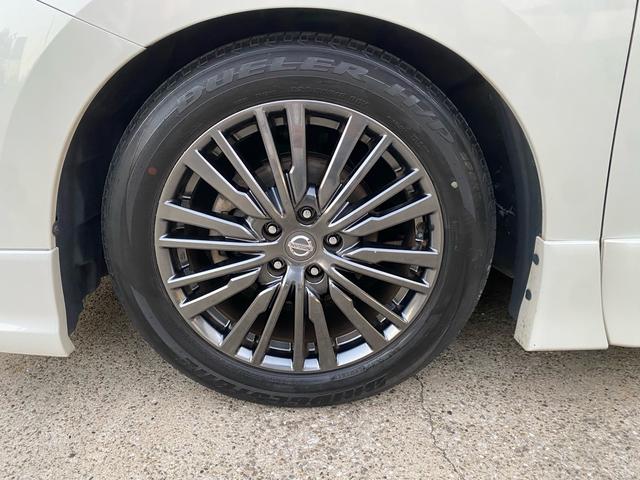 エルグランド 250ハイウェイスターS アーバンクロム 後期グリル 後期ヘッドライトモール TEIN車高調 後席モニター両側パワースライドドア アラウンドビューモニター(12枚目)