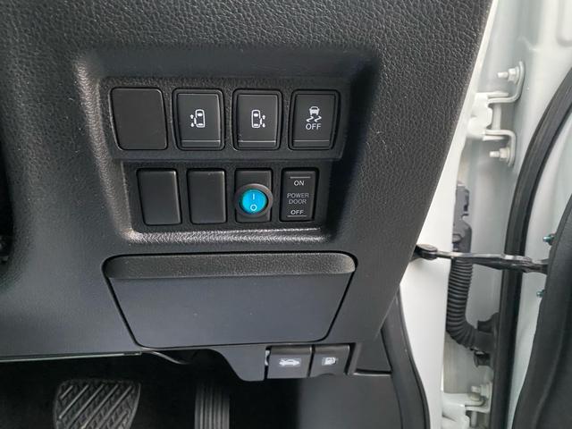 エルグランド 250ハイウェイスターS アーバンクロム 後期グリル 後期ヘッドライトモール TEIN車高調 後席モニター両側パワースライドドア アラウンドビューモニター(19枚目)