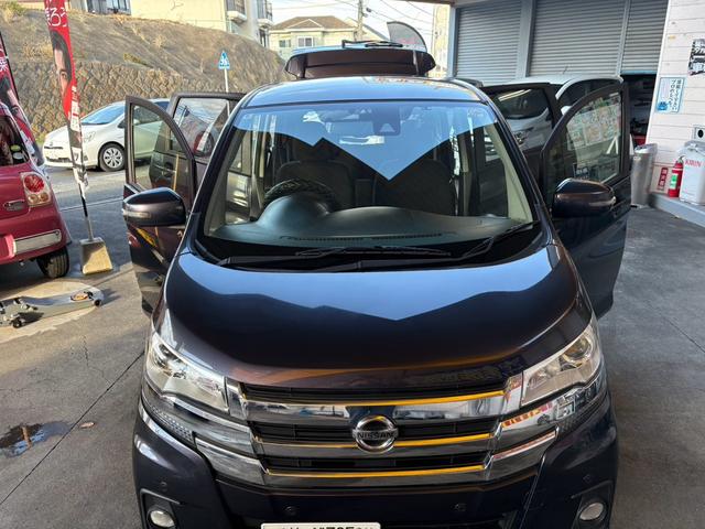 デイズ ハイウェイスター　Ｘ　ワンオーナー　禁煙車　ナビ　ＴＶ　　アラウンドビュー　ドライブレコーダー　ＥＴＣ　スタートキー　プッシュスタート　ベンチシート　修復歴無し（9枚目）