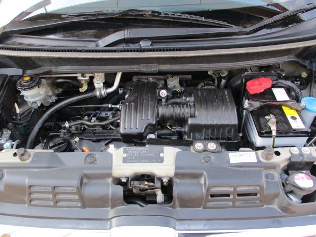 ゼスト Ｗ　４ＷＤ　社外ナビ　ワンセグＴＶ　禁煙車　キーレス　純正アルミホイール（18枚目）