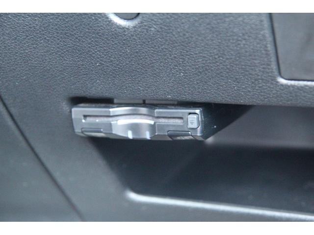 1.6 ナビ フルTV 電動リアスポ HID 革シート(11枚目)