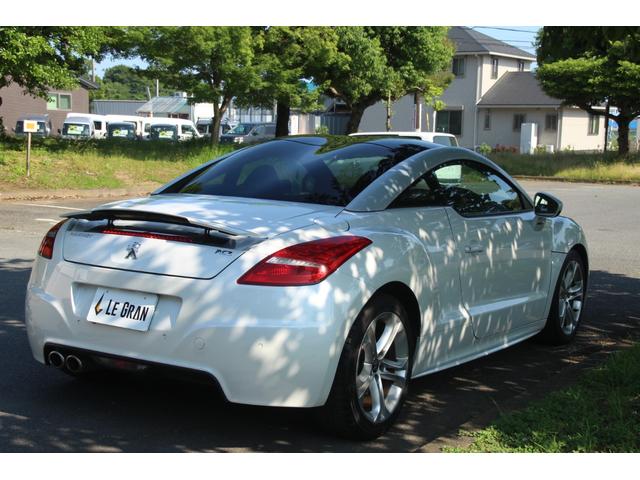 ＲＣＺ ベースグレード　ＡＣコンプレッサー交換　黒革　メモリーパワーシート　シートヒーター　１８ｉｎＡＷ　バックソナー　ルーフライニング張替済　電動リアスポ　ＭＴモード　キーレス　電格ミラー　クルーズコントロール（4枚目）