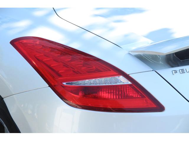 ＲＣＺ ベースグレード　ＡＣコンプレッサー交換　黒革　メモリーパワーシート　シートヒーター　１８ｉｎＡＷ　バックソナー　ルーフライニング張替済　電動リアスポ　ＭＴモード　キーレス　電格ミラー　クルーズコントロール（41枚目）