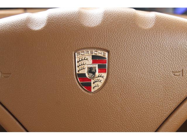 カイエン ベースグレード　ＯＰ２０ＡＷ／サンルーフ／ナビ／フルＴＶ／バックモニター／ブラウンレザー／シートヒーター／Ｂｌｕｅｔｏｏｔｈ／パワーシート／ＨＩＤ／ＥＴＣ／キーレス／記録簿８枚（15枚目）