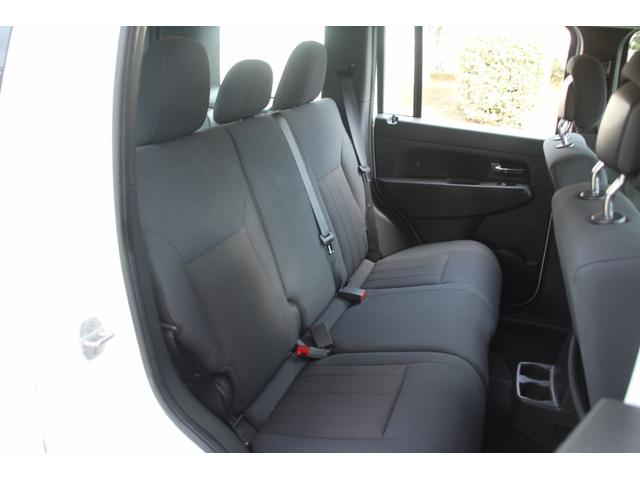 CHRYSLER JEEP JEEP CHEROKEE SPORT CROSS