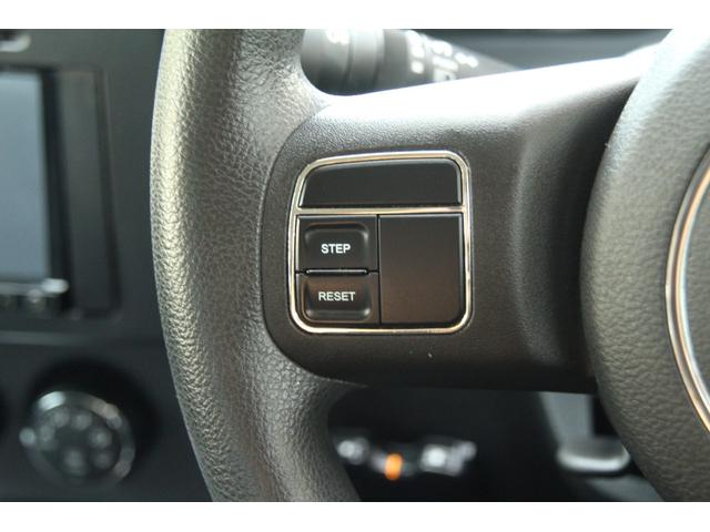 CHRYSLER JEEP JEEP CHEROKEE SPORT CROSS