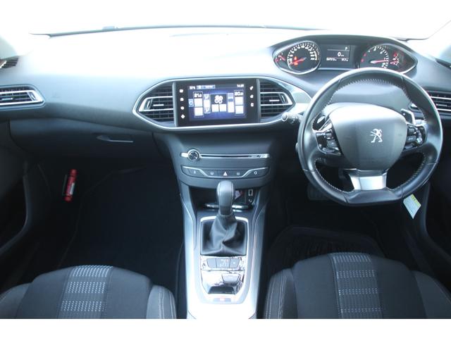 308 SW アリュール ブルーHDi AA評価4.5点/記録簿/ナビ/フルTV/バックカメラ/スマートキー/スペアキー/電動パーキング/プッシュスタート/クリアランスソナー/MTモード/パドルシフト/ETC/クルコン(8枚目)