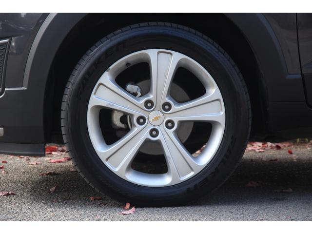 シボレーキャプティバ アクティブライフ エディション 30台限定車/フリップダウンモニター/ドラレコ/ナビ/フルTV/バックモニター/ツートンハーフレザー/モール塗装/ペイントグリル/キーレス/パワーシート/3列シート/電動パーキング/Bluetooth(6枚目)