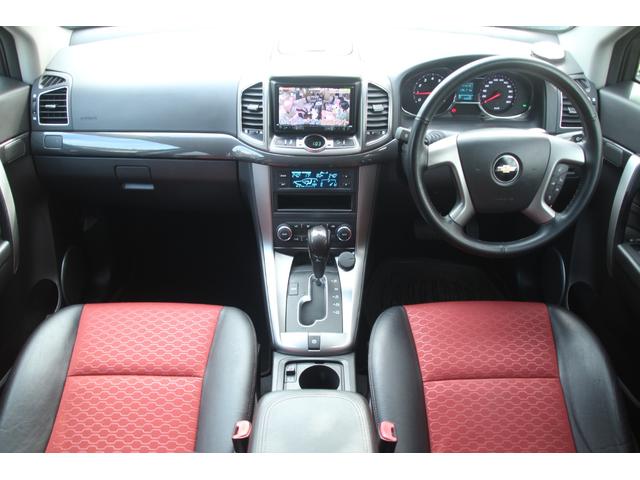 シボレーキャプティバ アクティブライフ エディション 30台限定車/フリップダウンモニター/ドラレコ/ナビ/フルTV/バックモニター/ツートンハーフレザー/モール塗装/ペイントグリル/キーレス/パワーシート/3列シート/電動パーキング/Bluetooth(17枚目)