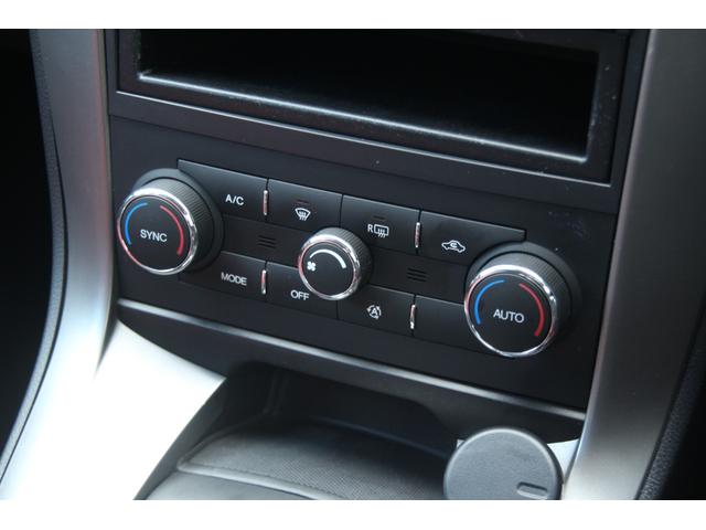 シボレーキャプティバ アクティブライフ エディション 30台限定車/フリップダウンモニター/ドラレコ/ナビ/フルTV/バックモニター/ツートンハーフレザー/モール塗装/ペイントグリル/キーレス/パワーシート/3列シート/電動パーキング/Bluetooth(23枚目)