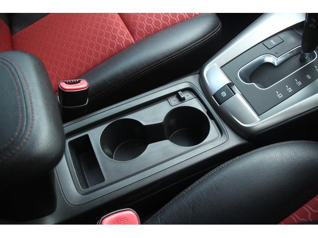 シボレーキャプティバ アクティブライフ エディション 30台限定車/フリップダウンモニター/ドラレコ/ナビ/フルTV/バックモニター/ツートンハーフレザー/モール塗装/ペイントグリル/キーレス/パワーシート/3列シート/電動パーキング/Bluetooth(26枚目)