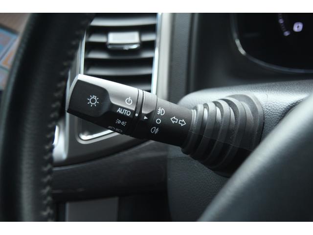 シボレーキャプティバ アクティブライフ エディション 30台限定車/フリップダウンモニター/ドラレコ/ナビ/フルTV/バックモニター/ツートンハーフレザー/モール塗装/ペイントグリル/キーレス/パワーシート/3列シート/電動パーキング/Bluetooth(29枚目)