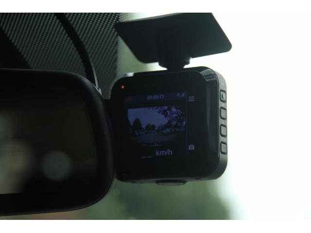 シボレーキャプティバ アクティブライフ エディション 30台限定車/フリップダウンモニター/ドラレコ/ナビ/フルTV/バックモニター/ツートンハーフレザー/モール塗装/ペイントグリル/キーレス/パワーシート/3列シート/電動パーキング/Bluetooth(33枚目)