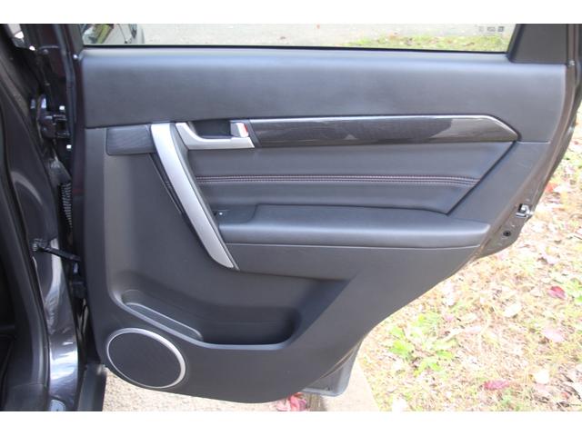 シボレーキャプティバ アクティブライフ エディション 30台限定車/フリップダウンモニター/ドラレコ/ナビ/フルTV/バックモニター/ツートンハーフレザー/モール塗装/ペイントグリル/キーレス/パワーシート/3列シート/電動パーキング/Bluetooth(39枚目)