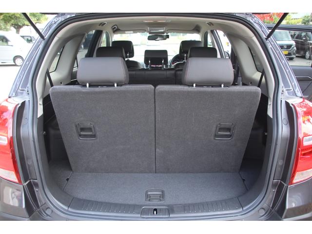 シボレーキャプティバ アクティブライフ エディション 30台限定車/フリップダウンモニター/ドラレコ/ナビ/フルTV/バックモニター/ツートンハーフレザー/モール塗装/ペイントグリル/キーレス/パワーシート/3列シート/電動パーキング/Bluetooth(44枚目)