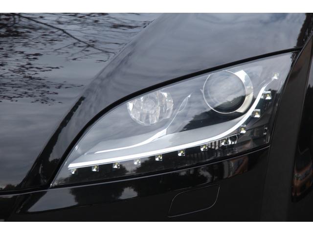 ＴＴクーペ ２．０ＴＦＳＩ　ＡＡ評価４．５点／社外フルエアロ／４本出しマフラー／ローダウン／社外ヘッドライト／エアクリ／ナビ／パドルシフト／ＨＩＤ／ＥＴＣ／キーレス／ＭＴモード／電動リアスポ（34枚目）