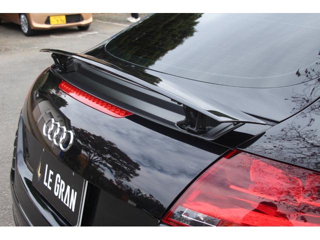 ＴＴクーペ ２．０ＴＦＳＩ　ＡＡ評価４．５点／社外フルエアロ／４本出しマフラー／ローダウン／社外ヘッドライト／エアクリ／ナビ／パドルシフト／ＨＩＤ／ＥＴＣ／キーレス／ＭＴモード／電動リアスポ（45枚目）