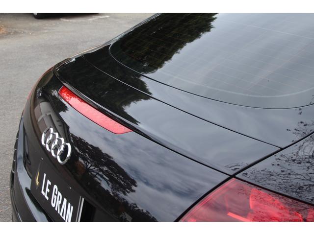 ＴＴクーペ ２．０ＴＦＳＩ　ＡＡ評価４．５点／社外フルエアロ／４本出しマフラー／ローダウン／社外ヘッドライト／エアクリ／ナビ／パドルシフト／ＨＩＤ／ＥＴＣ／キーレス／ＭＴモード／電動リアスポ（46枚目）