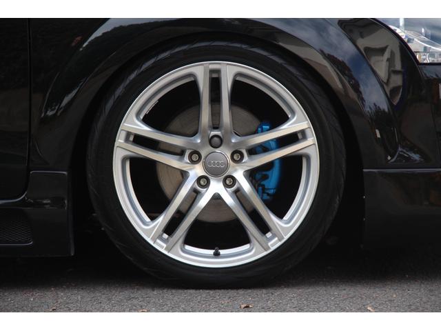 ＴＴクーペ ２．０ＴＦＳＩ　ＡＡ評価４．５点／社外フルエアロ／４本出しマフラー／ローダウン／社外ヘッドライト／エアクリ／ナビ／パドルシフト／ＨＩＤ／ＥＴＣ／キーレス／ＭＴモード／電動リアスポ（52枚目）