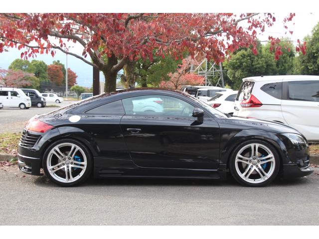 ＴＴクーペ ２．０ＴＦＳＩ　ＡＡ評価４．５点／社外フルエアロ／４本出しマフラー／ローダウン／社外ヘッドライト／エアクリ／ナビ／パドルシフト／ＨＩＤ／ＥＴＣ／キーレス／ＭＴモード／電動リアスポ（55枚目）