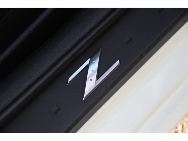 フェアレディＺ バージョンＴ　社外マフラー／黒革／電動シート／ナビ／シートヒーター／ＭＴモード／リアスポ／タワーバー／ＥＴＣ（29枚目）