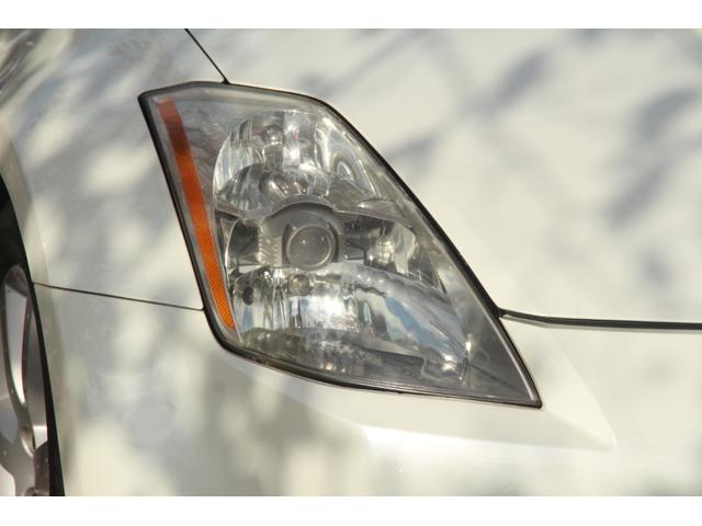 フェアレディＺ バージョンＴ　社外マフラー／黒革／電動シート／ナビ／シートヒーター／ＭＴモード／リアスポ／タワーバー／ＥＴＣ（35枚目）