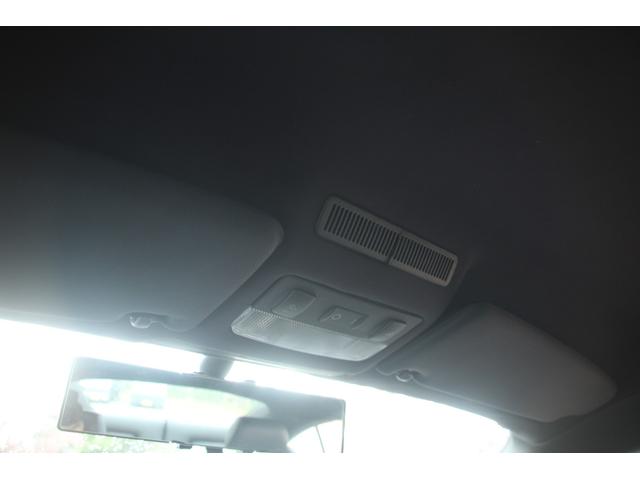 TTクーペ 1.8Tクワトロ 左H/6速MT/社外オーディオ/スピーカー/キーレス/スペアキー/ハーフレザーシート/シートヒーター/(19枚目)