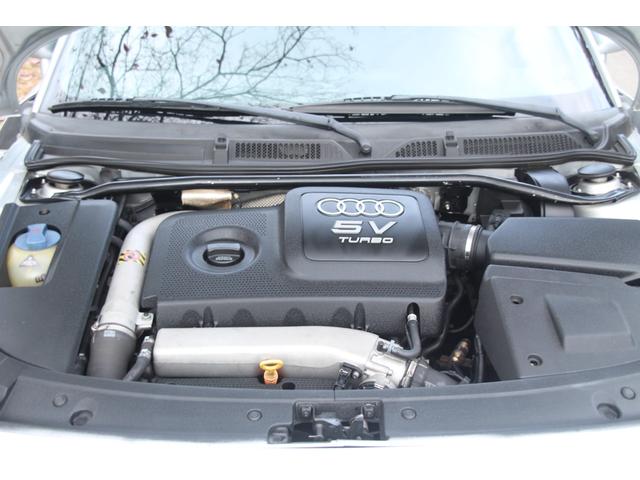 TTクーペ 1.8Tクワトロ 左H/6速MT/社外オーディオ/スピーカー/キーレス/スペアキー/ハーフレザーシート/シートヒーター/(23枚目)