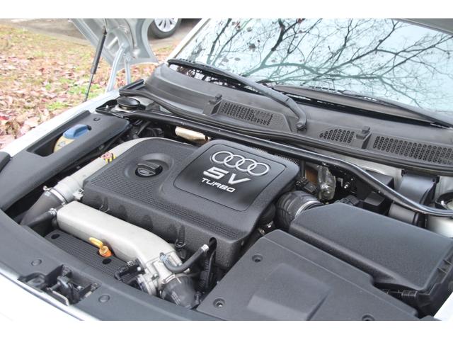 TTクーペ 1.8Tクワトロ 左H/6速MT/社外オーディオ/スピーカー/キーレス/スペアキー/ハーフレザーシート/シートヒーター/(24枚目)