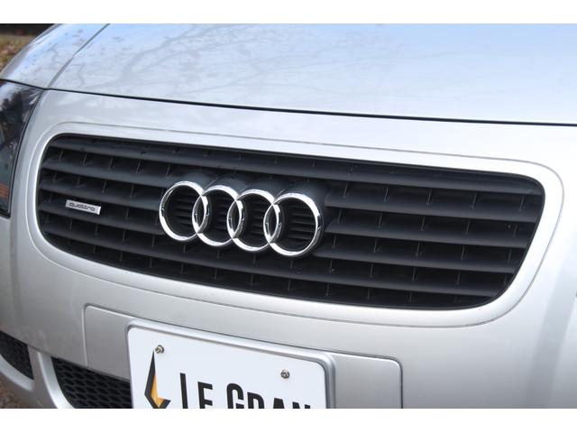 TTクーペ 1.8Tクワトロ 左H/6速MT/社外オーディオ/スピーカー/キーレス/スペアキー/ハーフレザーシート/シートヒーター/(26枚目)