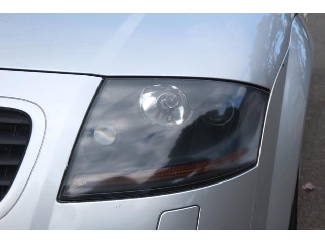 TTクーペ 1.8Tクワトロ 左H/6速MT/社外オーディオ/スピーカー/キーレス/スペアキー/ハーフレザーシート/シートヒーター/(27枚目)