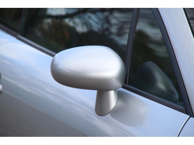 TTクーペ 1.8Tクワトロ 左H/6速MT/社外オーディオ/スピーカー/キーレス/スペアキー/ハーフレザーシート/シートヒーター/(31枚目)