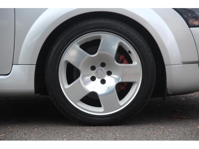 TTクーペ 1.8Tクワトロ 左H/6速MT/社外オーディオ/スピーカー/キーレス/スペアキー/ハーフレザーシート/シートヒーター/(41枚目)