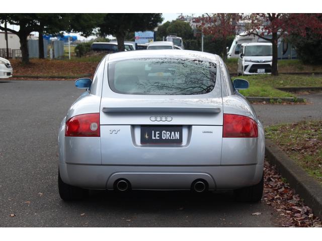 TTクーペ 1.8Tクワトロ 左H/6速MT/社外オーディオ/スピーカー/キーレス/スペアキー/ハーフレザーシート/シートヒーター/(45枚目)