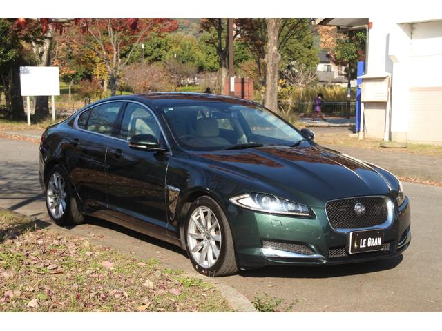 ＸＦ ３．０プレミアムラグジュアリー　ナビ／フルＴＶ／バックモニター／ドラレコ／ペイントグリル／ルーフライニング張替済／ベージュレザー／シートヒーター／パワーシート／ＥＴＣ／スマートキー／パソルシフト／タイミングチェーン式（2枚目）