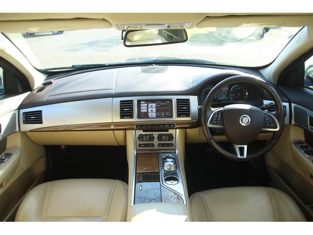 ＸＦ ３．０プレミアムラグジュアリー　ナビ／フルＴＶ／バックモニター／ドラレコ／ペイントグリル／ルーフライニング張替済／ベージュレザー／シートヒーター／パワーシート／ＥＴＣ／スマートキー／パソルシフト／タイミングチェーン式（8枚目）