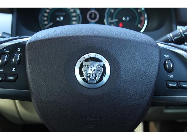 ＸＦ ３．０プレミアムラグジュアリー　ナビ／フルＴＶ／バックモニター／ドラレコ／ペイントグリル／ルーフライニング張替済／ベージュレザー／シートヒーター／パワーシート／ＥＴＣ／スマートキー／パソルシフト／タイミングチェーン式（12枚目）