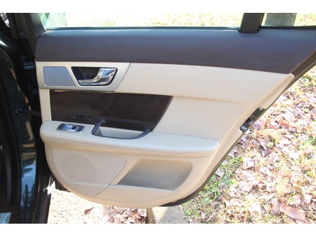 ＸＦ ３．０プレミアムラグジュアリー　ナビ／フルＴＶ／バックモニター／ドラレコ／ペイントグリル／ルーフライニング張替済／ベージュレザー／シートヒーター／パワーシート／ＥＴＣ／スマートキー／パソルシフト／タイミングチェーン式（24枚目）