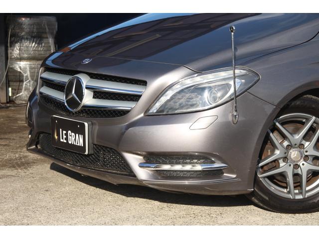 Ｂクラス Ｂ１８０　ブルーエフィシェンシー　ナビＴＶ／Ｂｌｕｅｔｏｏｔｈ／キーレス／スペアキー／電動パーキングブレーキ／バックカメラ／ハーフレザーシート／オートライト／ＨＩＤ／パドルシフト／電動格納ミラー（5枚目）