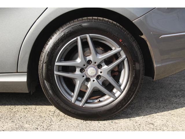 Ｂクラス Ｂ１８０　ブルーエフィシェンシー　ナビＴＶ／Ｂｌｕｅｔｏｏｔｈ／キーレス／スペアキー／電動パーキングブレーキ／バックカメラ／ハーフレザーシート／オートライト／ＨＩＤ／パドルシフト／電動格納ミラー（7枚目）