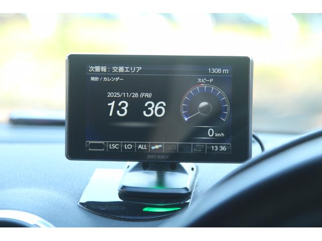 ＴＴクーペ ２．０ＴＦＳＩ　社外マフラー／グリル／１８ｉｎＡＷ／レッドレザー／ＥＴＣ／デジタルインナーミラー／ナビ／レーダー探知／パドルシフト／ＭＴモード／オートライト／ＨＩＤ／ルーフライニング張替済（19枚目）