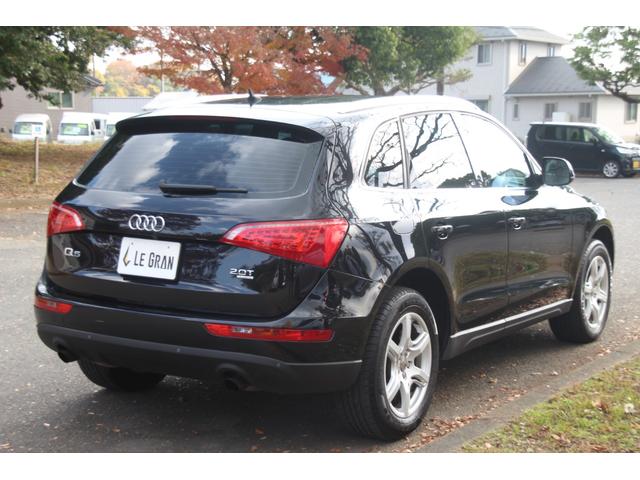 Ｑ５ 　ペイントグリル・下回りモール／ナビ／フルＴＶ／ルーフライニング張替済／ＥＴＣ／ＨＩＤ／電動リアゲート／サイドカメラ／ダブルエアコン／オートライト／パドルシフト／スマートキー／パワーシート／シートメモリ（3枚目）