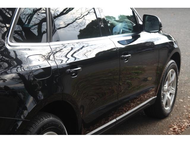 Ｑ５ 　ペイントグリル・下回りモール／ナビ／フルＴＶ／ルーフライニング張替済／ＥＴＣ／ＨＩＤ／電動リアゲート／サイドカメラ／ダブルエアコン／オートライト／パドルシフト／スマートキー／パワーシート／シートメモリ（46枚目）