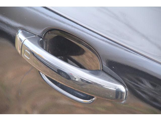 Ｑ５ 　ペイントグリル・下回りモール／ナビ／フルＴＶ／ルーフライニング張替済／ＥＴＣ／ＨＩＤ／電動リアゲート／サイドカメラ／ダブルエアコン／オートライト／パドルシフト／スマートキー／パワーシート／シートメモリ（59枚目）