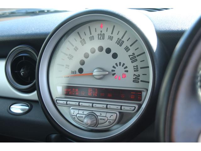 MINI クーパー クラブマン 走行20000キロ/パドルシフト/ETC/プッシュスタート/キーレス2個/CD(12枚目)