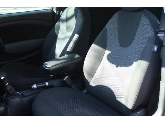 MINI クーパー クラブマン 走行20000キロ/パドルシフト/ETC/プッシュスタート/キーレス2個/CD(23枚目)