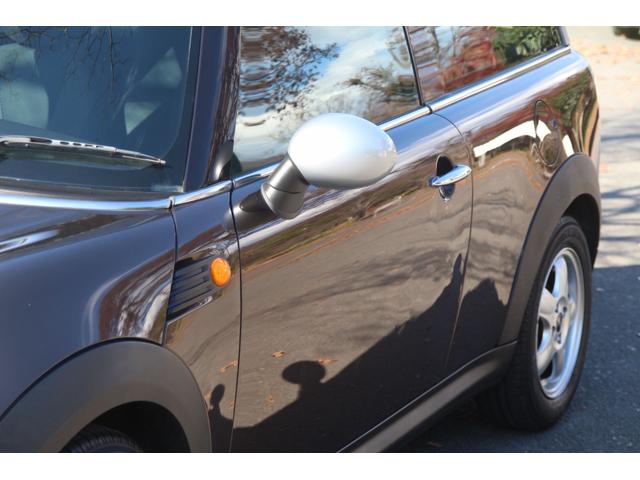 MINI クーパー クラブマン 走行20000キロ/パドルシフト/ETC/プッシュスタート/キーレス2個/CD(32枚目)